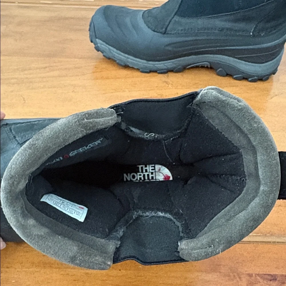 The North Face Chilkat Black Snow Rain Boots Size 12.5
